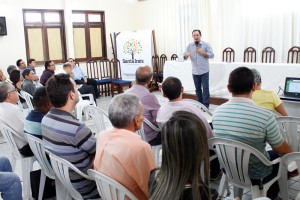 Governo reúne prefeituras para apresentar projeto de matadouros regionais