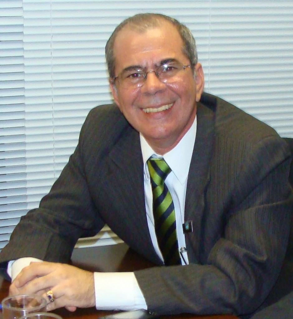 Secretário Hildo Rocha.