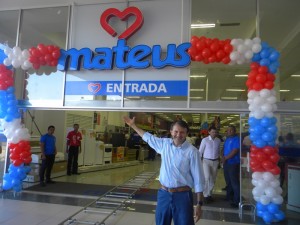 Ilson Mateus durante inauguração.