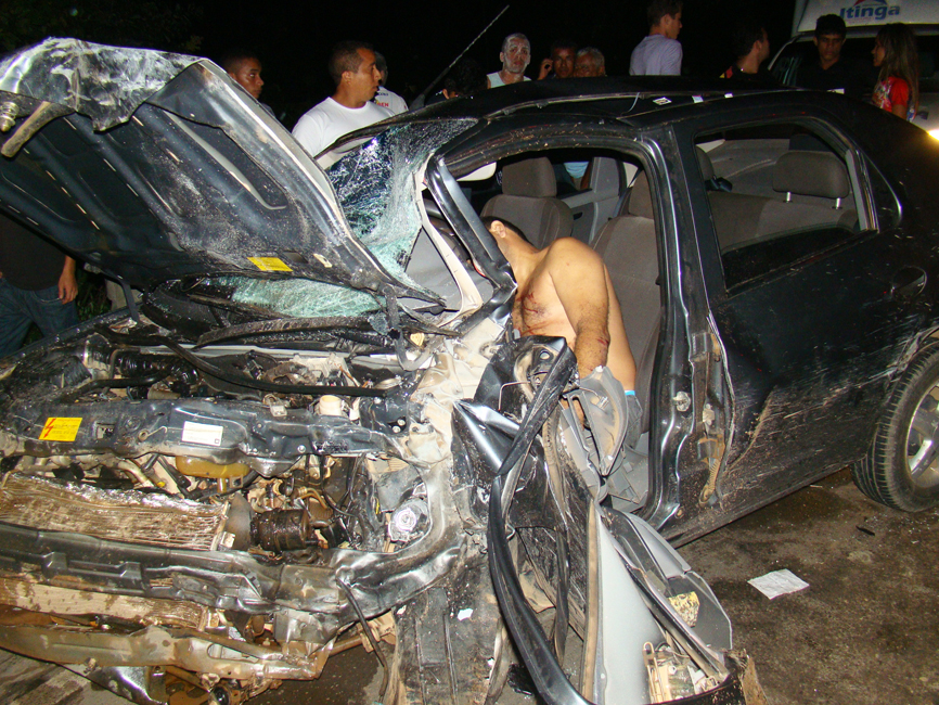 veículo que estava o irmão da prefeita