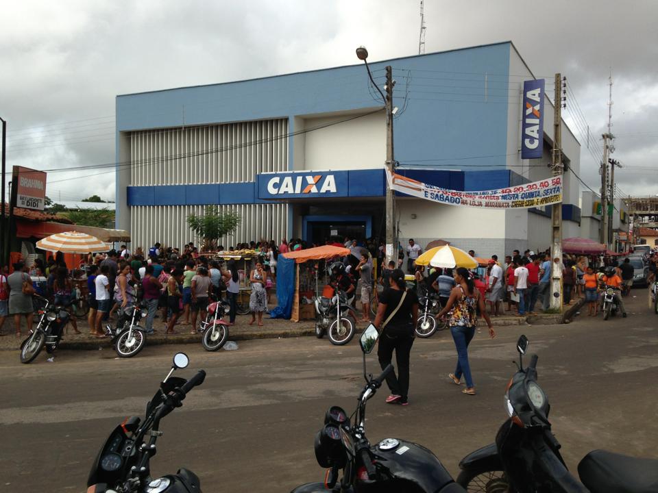 Sede da Caixa Econômica Federal em Santa Inês, localizada na praça da Matriz