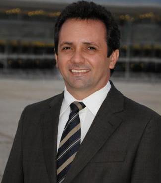 Prefeito de Mangabeiras.