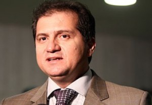 Simplício Araújo é confirmado como presidente da legenda.