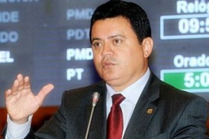 Deputado Rigo Teles.