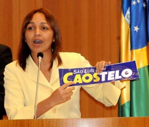 Eliziane Gama bateu forte no PSDB, mas agora chora pelo apoio do partido