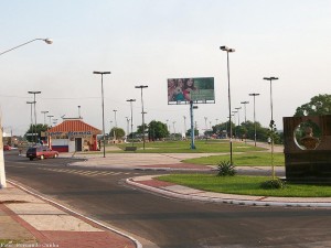 442449053_279206bbcd_z
