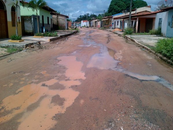 Rua Presidente Médici, onde funciona a Secretaria de Obras.