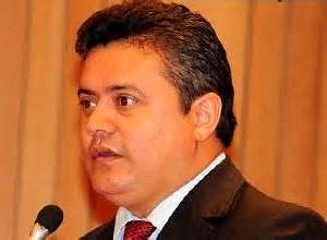 Deputado Rigo Teles.