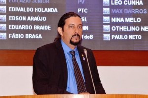 Deputado Júnior Verde.