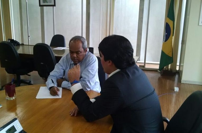 Fufuca cobra explicações.