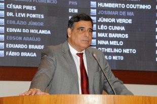 Deputado estadual Max Barros.