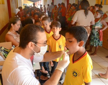 Foto_ilustração de ação realizada em escola do município pela Secretaria de Saúde
