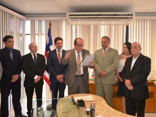 Ricardo Duailibe durante a posso no TRE MA