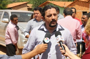 Deputado Júnior Verde.