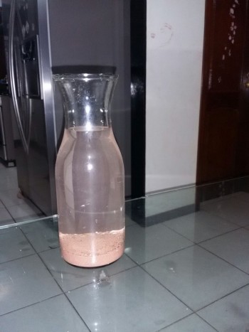 Água concentra alto índice de areia e torna-se imprópria para consumo