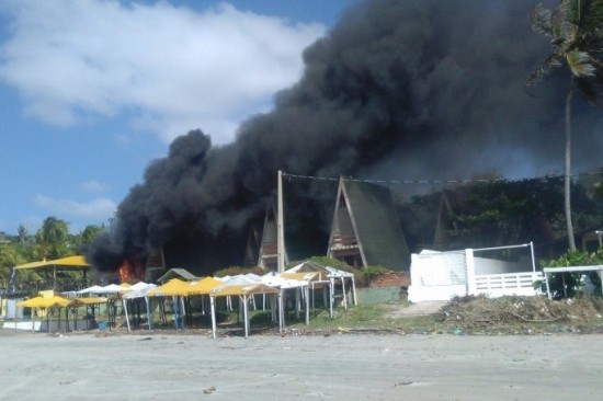 Fumaça toma conta dos chalés