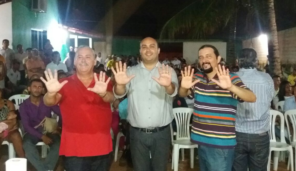 Deputado do PRB participou de ato político.