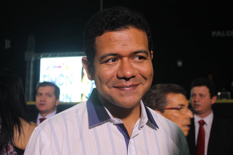 Prefeito de Timon Luciano Leitoa.