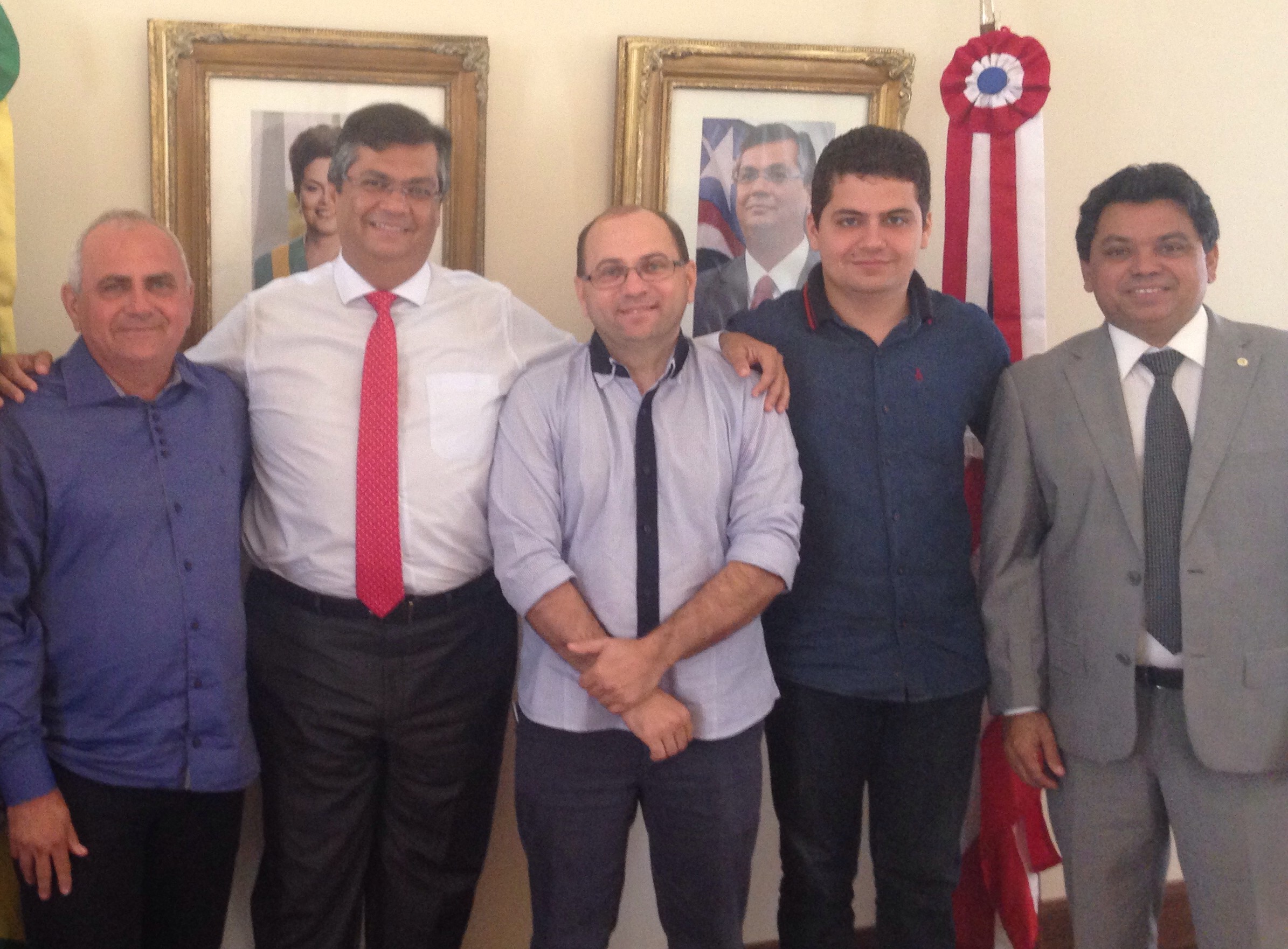 Governador recebe prefeitos e anuncia obras para os municípios.