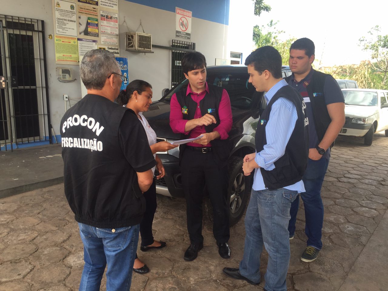 Foto 1 - PROCON notifica 21 postos de combustíveis na capital e na região Sul do estado