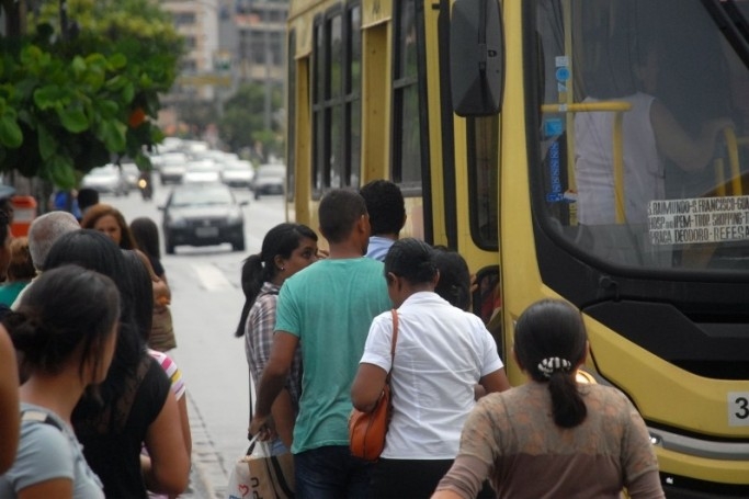 1_paralisacao_onibus-227042