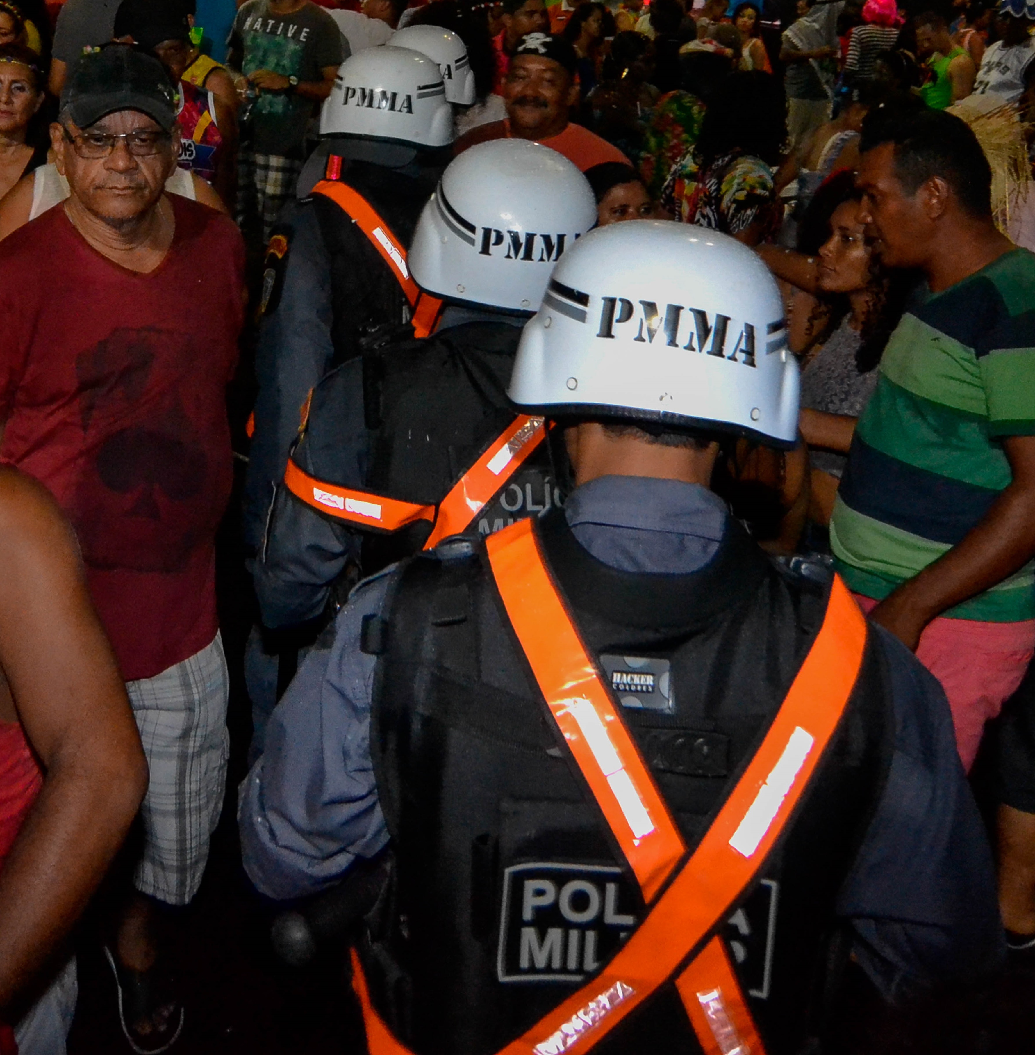 Foto 2 carnaval de todos com seguranca - foto Karlos Geromy