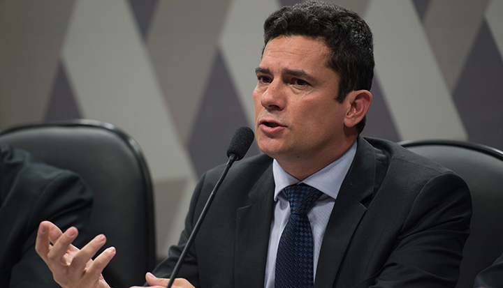 O juiz federal Sergio Moro participa na Comissão de Constituição, Justiça e Cidadania (CCJ) do Senado de audiência pública sobre projeto que altera o Código de Processo Penal (Fabio Rodrigues Pozzebom/Agência Brasil)