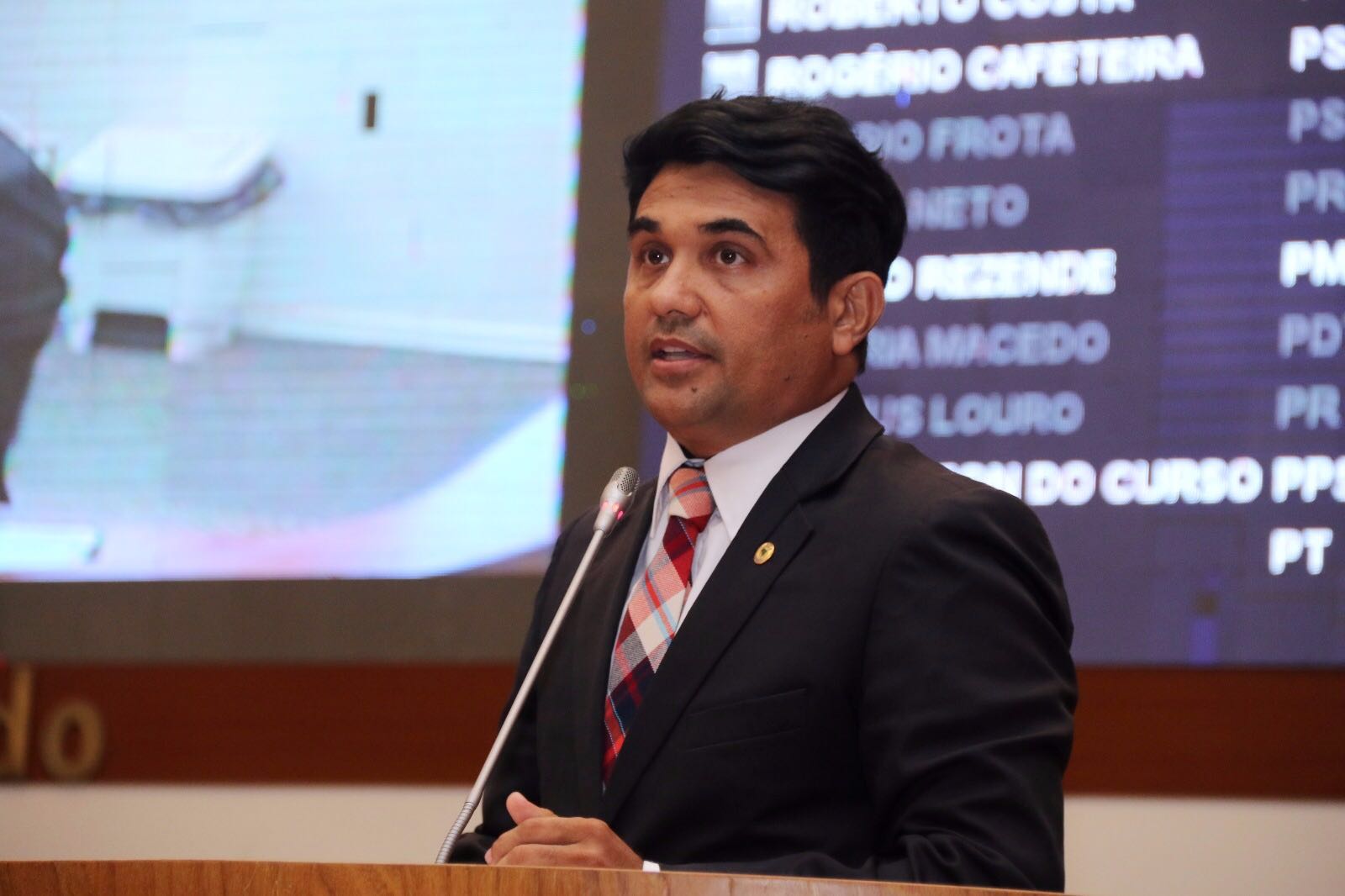 d6bc9cbacd6ce9685d6531eeeb4a9d5c