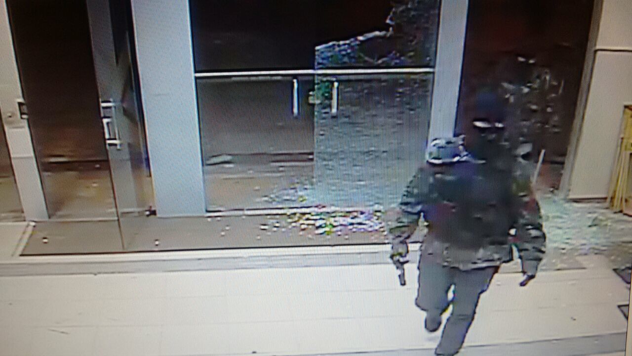 14ac979e9924240a34707fc1cef7b44a