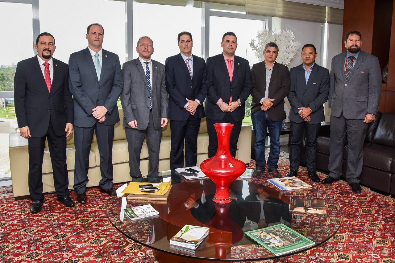 thumbnail_Foto12 - Frente Parlamentar Reunião Denit - Por Kristiano Simas