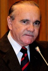 Edivaldo-Holanda-pai