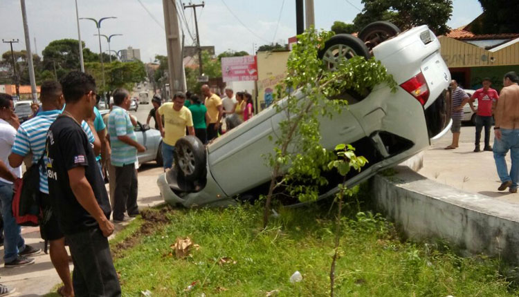 1469028712-936692810