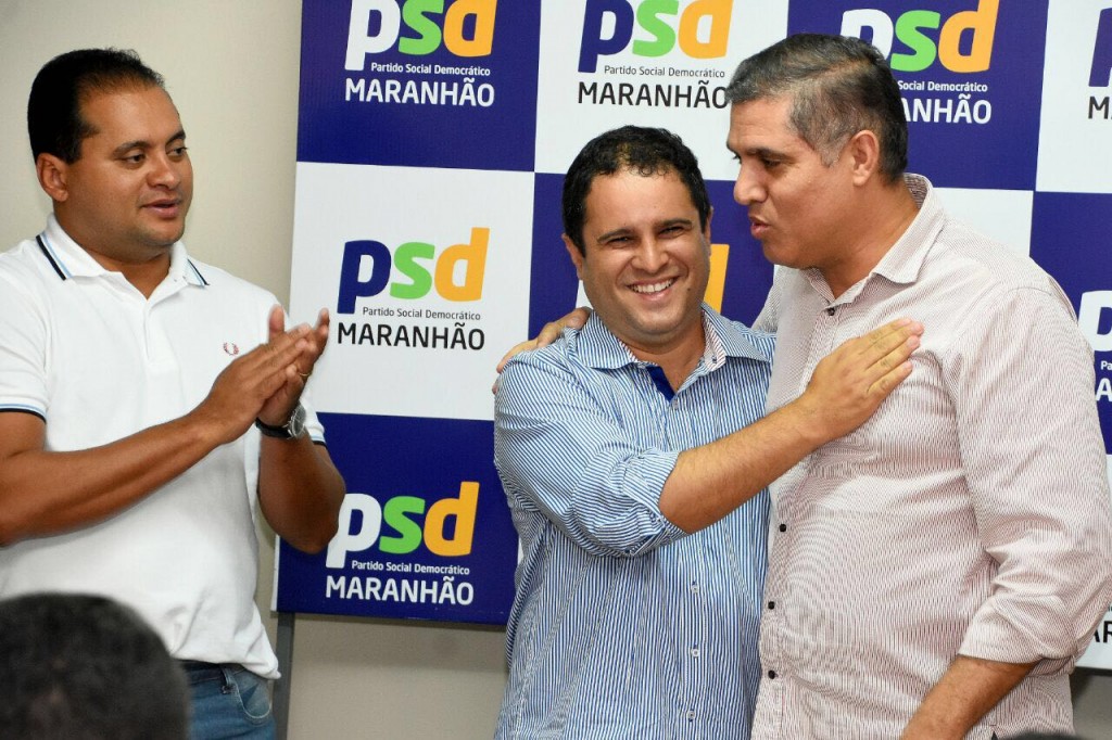 Weverton Rocha, Edivaldo Holanda Júnior abraçado com Trinchão, quando o PSD declarou apoio ao prefeito, mas acabou recusando.