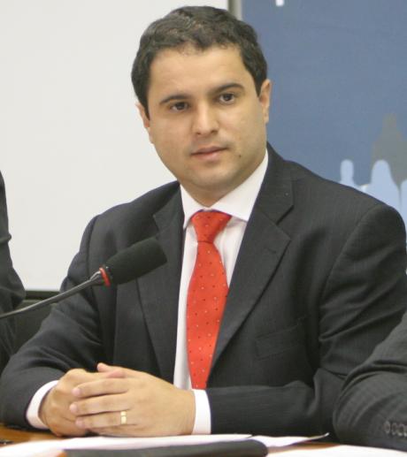 Edivaldo-Holanda-Junior-preside-CLP