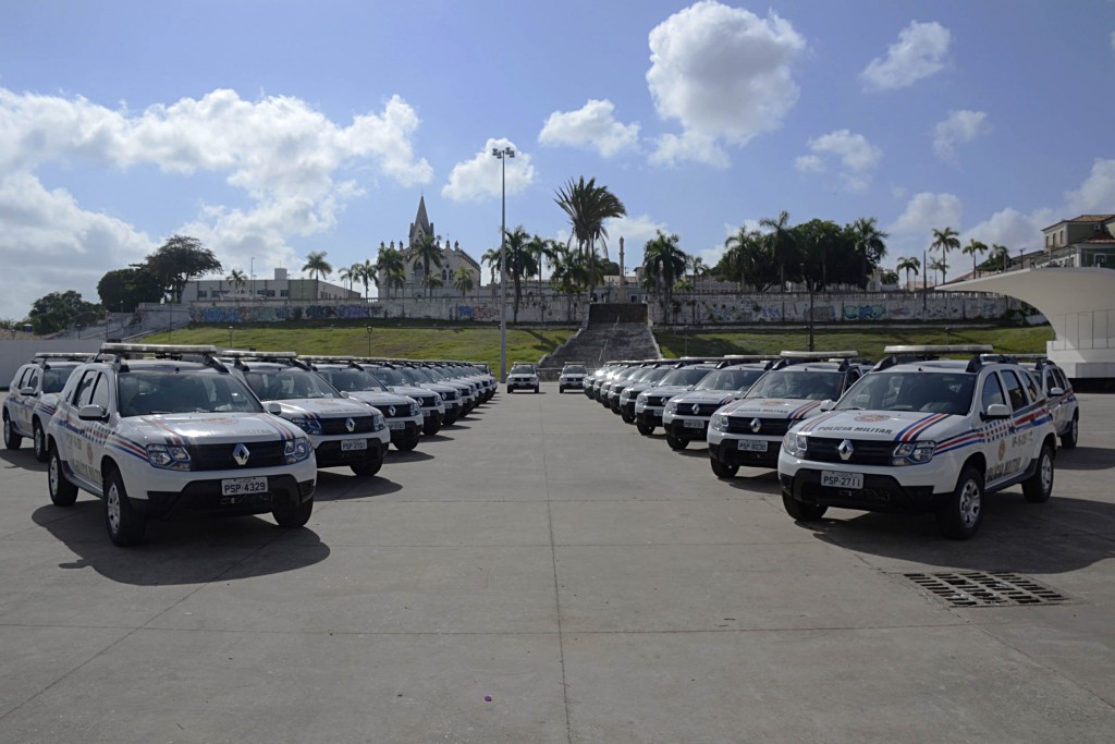 Foto5_KGE_Entregar de 45 viaturas para PM-MA