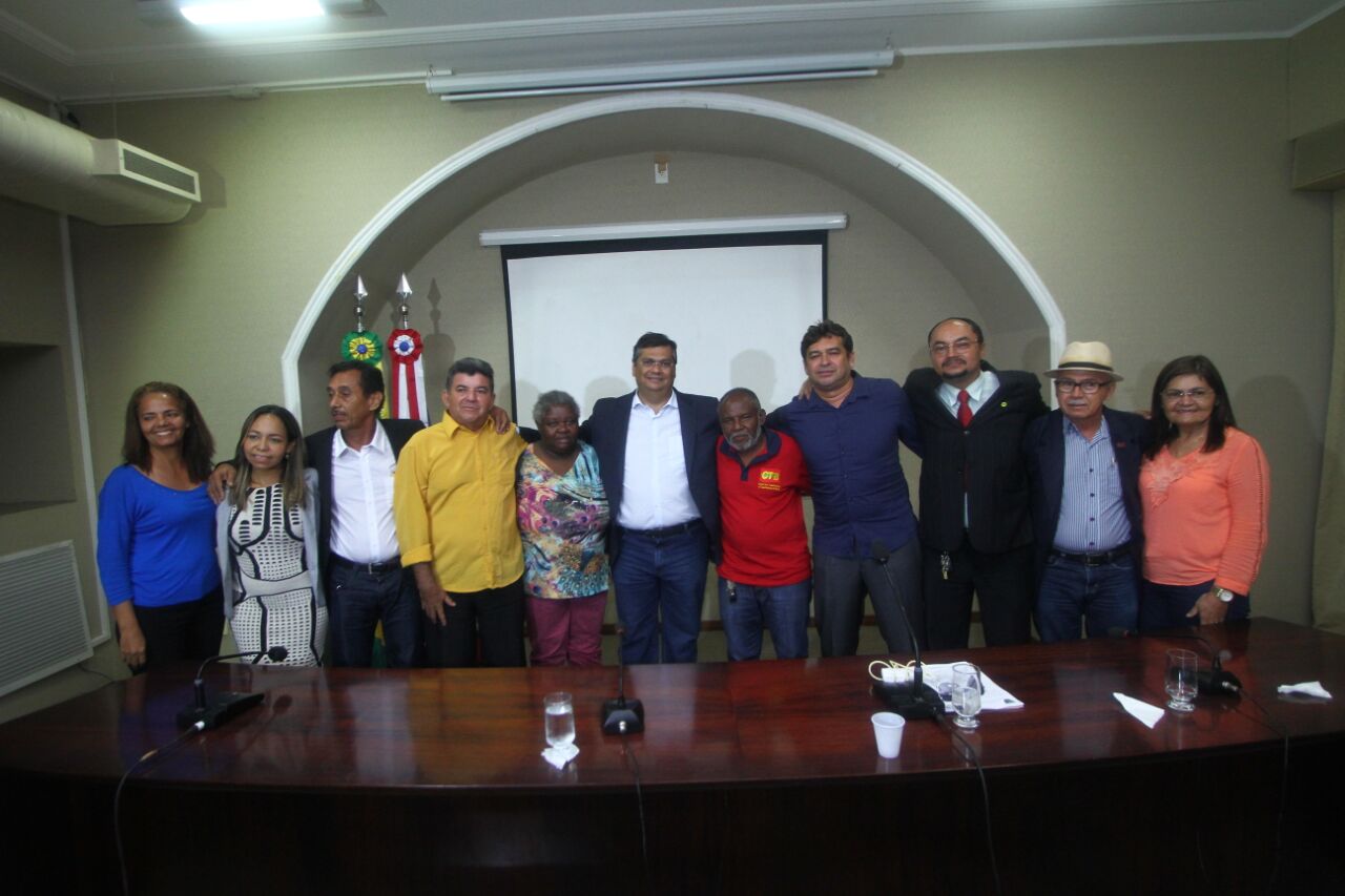 Foto_GilsonTeixiera_160816 - Governador recebe e dialoga com representantes de Centrais Sindicais (1)