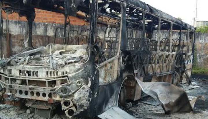 1475237824-764949402