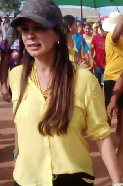 thumbnail_maxresdefault-425x640