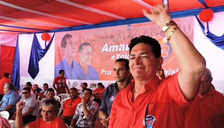 1475412630-118770015-1