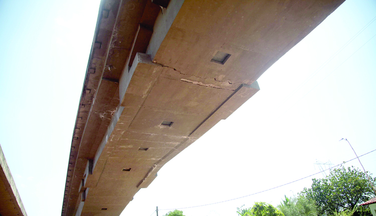 1475608325-546323436