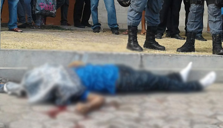 1481819765-196650039