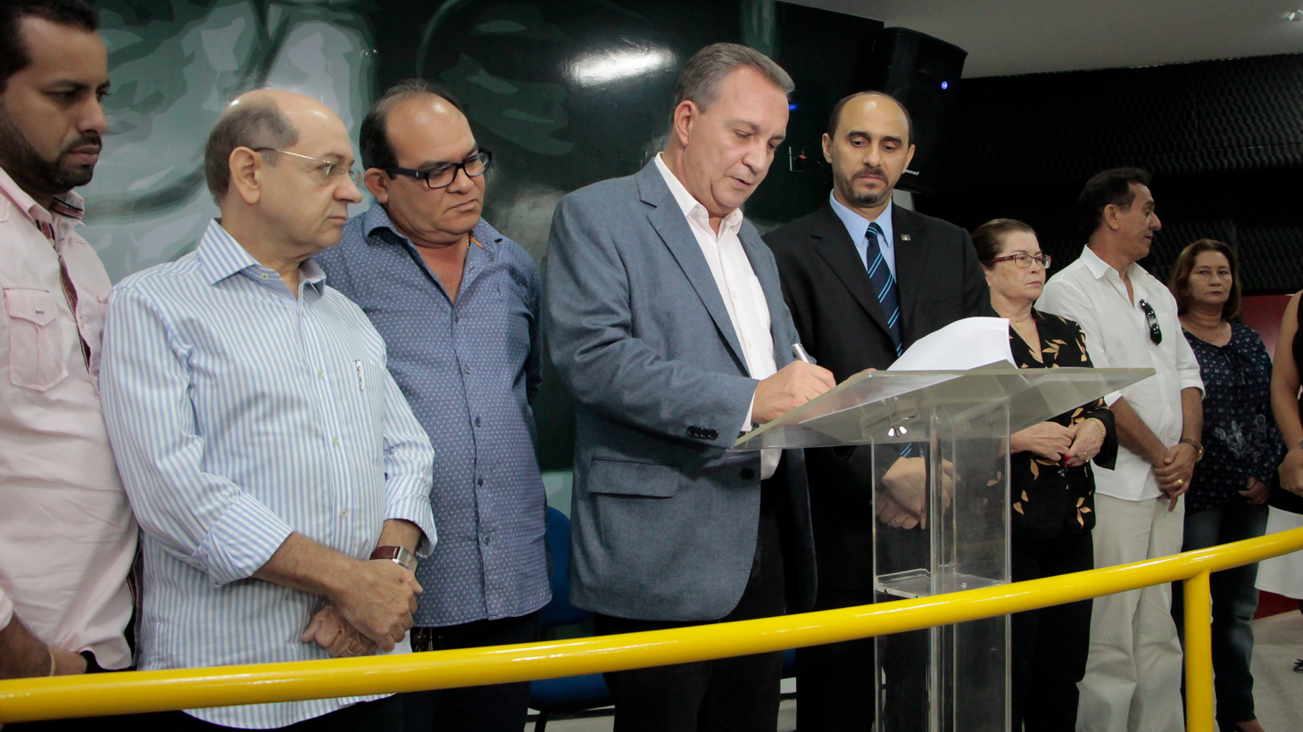Assinatura parceria Sebrae