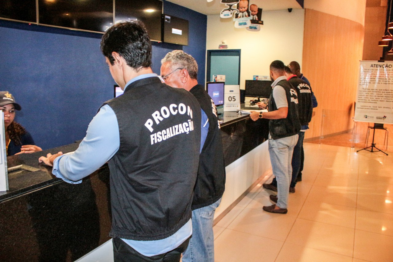 00977_foto_1_divulgacao_procon_15052017_procon_ma_multa_cinema_de_sao_luis_em_r_223.400_por_falhas_no_sistema_de_ar_condicionado_4483432220239508769