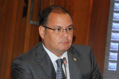 Ex-deputado estadual Rogério Cafeteira.