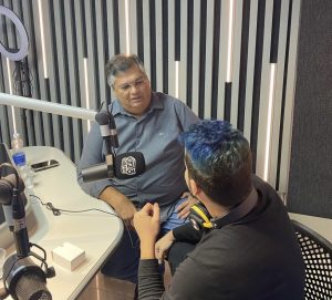 Flávio Dino durante entrevista.