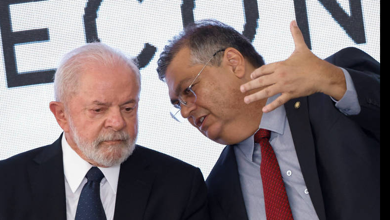 Lula se irrita com Dino após operação da PF sobre joias de Bolsonaro  ofuscar PAC - Neto Ferreira – Conteúdo Inteligente